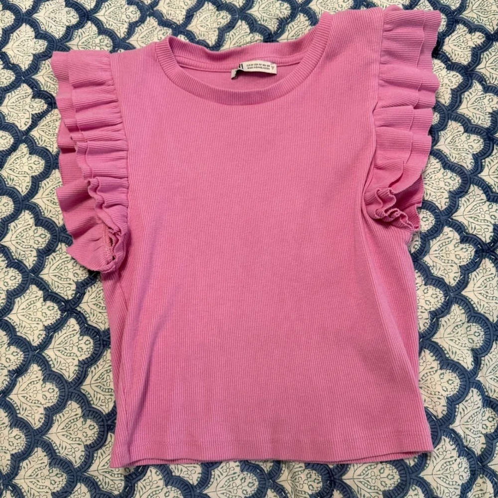 Pink Ruffled women’s crop top